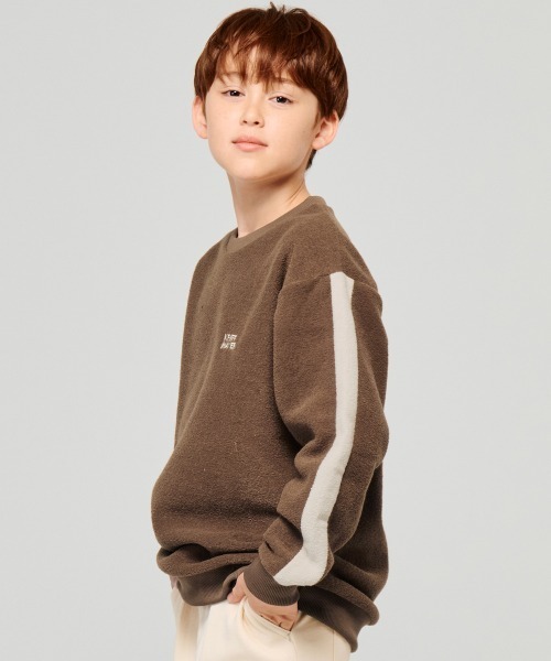 KRIFF MAYER Kid's Collection(クリフメイヤーキッズコレクション)の「【ふんわり裏起毛】かるポカクルー(スウェット・キッズ・サンドベージュ/ブラック/カーキ/レッド/ブラウン・140/130/120/150/170/160)」の7枚目の写真