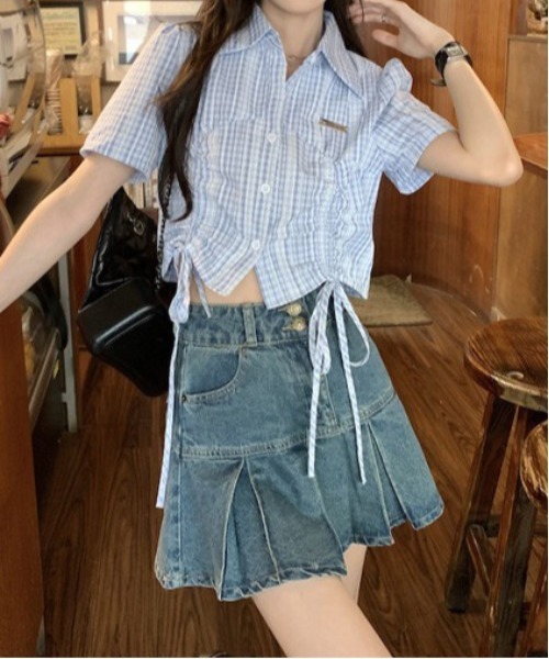 VIBGYOR（ヴィブジョー）の「ドロストチェックワンポイントクロップドシャツ(CZ)（シャツ/ブラウス・レディース・ブルー・MEDIUM/LARGE）」の3枚目の写真