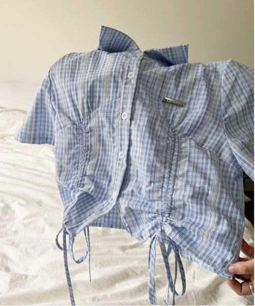 VIBGYOR（ヴィブジョー）の「ドロストチェックワンポイントクロップドシャツ(CZ)（シャツ/ブラウス・レディース・ブルー・MEDIUM/LARGE）」の6枚目の写真