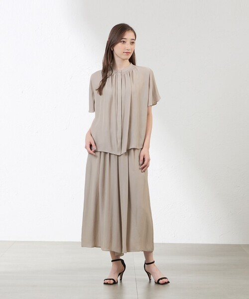 amaca(アマカ)の「ドライツイストブラウス(シャツ/ブラウス・レディース・ダークネイビー/ベージュ・38/40)」の9枚目の写真