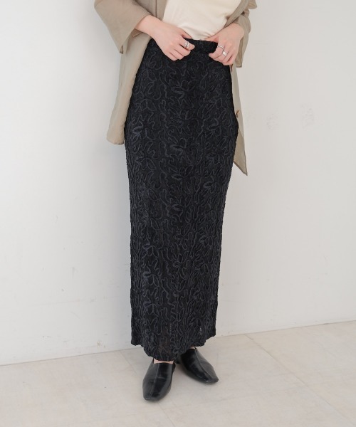 Bab(バブ)の「コード刺繍ベロアスカート(スカート・レディース・ベージュ/ブラック/オフホワイト・M)」の13枚目の写真