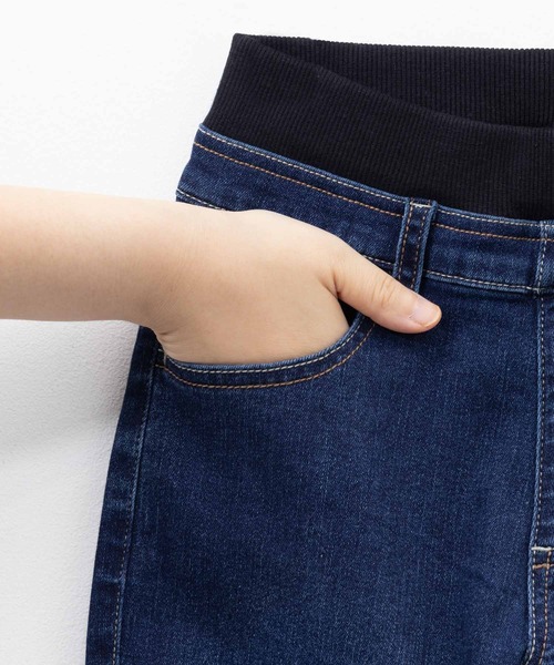 NAVY（ネイビー）の「NAVY のびるモン ツイルストレッチストレートリブパンツ（デニムパンツ・キッズ・カーキ/ブラック/ブルー/ブラック系その他/ネイビー/ベージュ・160/150/140/130/120）」の10枚目の写真
