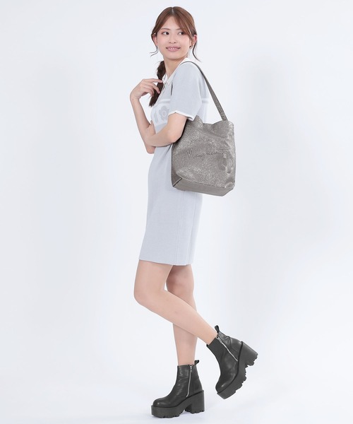 2-5日着 MARY QUANT メタリックワンハンドル トートバッグ MARY QUANT ONLINE SHOP｜マリークヮントオンラインショップ