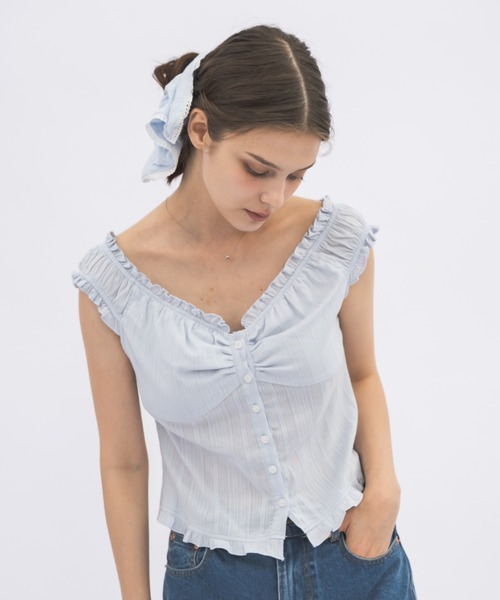 idem(イデム)の「2way shirring puff frill blouse/ 2wayコットンパフスリブラウス(シャツ/ブラウス・レディース・ブルー/ホワイト・FREE)」の2枚目の写真
