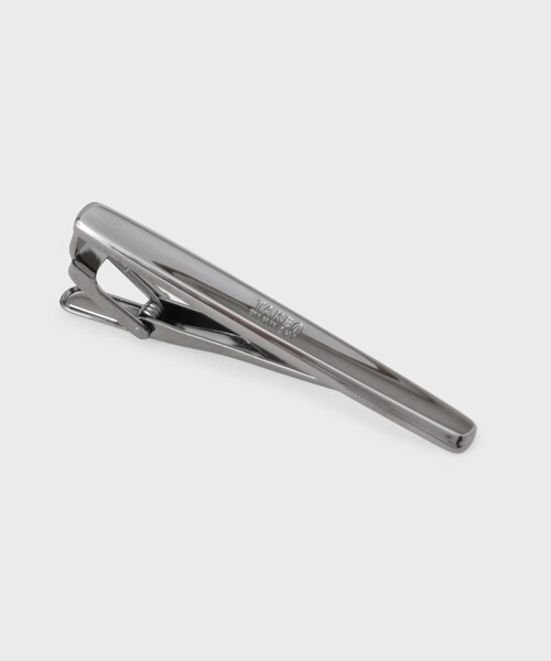 TAKEO KIKUCHI（タケオキクチ）の「テーパードタイバー ー 日本製の洗練された真鍮タイバー（ネクタイピン・メンズ・シルバー/シルバー系その他・00）」の2枚目の写真