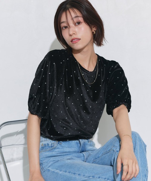 Pierrot(ピエロ)の「ラメドットベロアトップス(Tシャツ/カットソー・レディース・ライトベージュ/ブラック・M/L)」の14枚目の写真