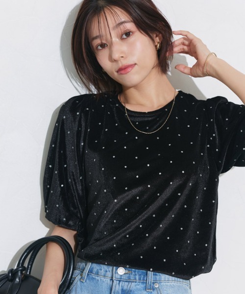 Pierrot(ピエロ)の「ラメドットベロアトップス(Tシャツ/カットソー・レディース・ライトベージュ/ブラック・M/L)」の16枚目の写真