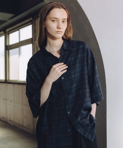 ROCHEM（ローシェン）の「ヴィンテージ加工オンブレチェック半袖シャツ（シャツ/ブラウス・メンズ・ブルー/ブラウン/グレー/ネイビー/ブラック/ネイビー系/ブラック系・L/M/S/XS）」の7枚目の写真