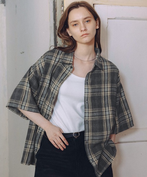 ROCHEM（ローシェン）の「ヴィンテージ加工オンブレチェック半袖シャツ（シャツ/ブラウス・メンズ・ブルー/ブラウン/グレー/ネイビー/ブラック/ネイビー系/ブラック系・L/M/S/XS）」の18枚目の写真