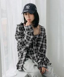 【着回し力も肌見せも、着方次第で女っぽく】マルチWAYBIGチェックシャツ 590779