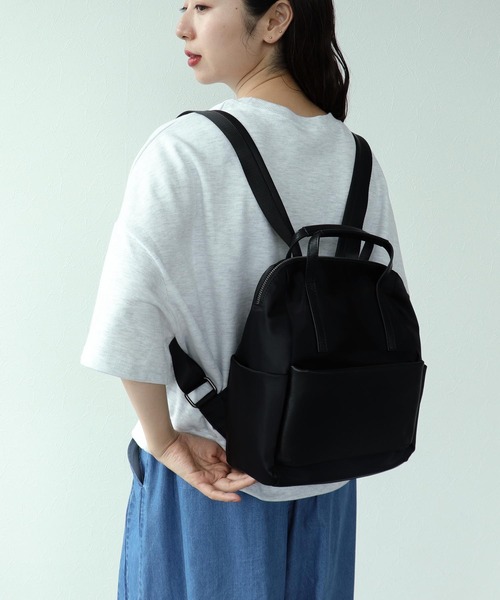 Cepica（セピカ）の「牛革×撥水ナイロントートリュック（バックパック/リュック・レディース・ベージュ/ブラック・FREE）」の2枚目の写真