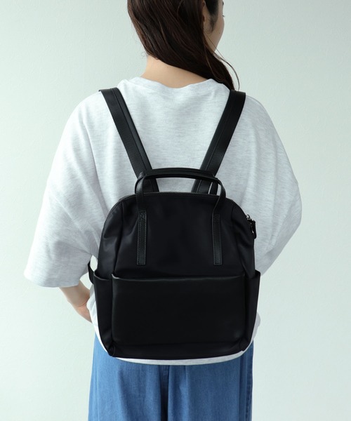 Cepica（セピカ）の「牛革×撥水ナイロントートリュック（バックパック/リュック・レディース・ベージュ/ブラック・FREE）」の6枚目の写真