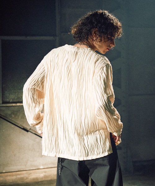 CASPER JOHN（キャスパージョン）の「Striped crape cut-sew / 楊柳カットソー（Tシャツ/カットソー・メンズ・ブラック/ホワイト/グレー・SMALL/X-SMALL/LARGE/MEDIUM）」の6枚目の写真