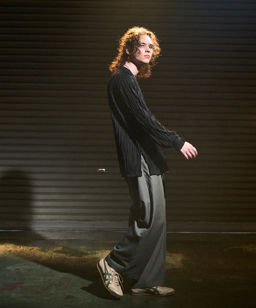 CASPER JOHN（キャスパージョン）の「Striped crape cut-sew / 楊柳カットソー（Tシャツ/カットソー・メンズ・ブラック/ホワイト/グレー・SMALL/X-SMALL/LARGE/MEDIUM）」の15枚目の写真