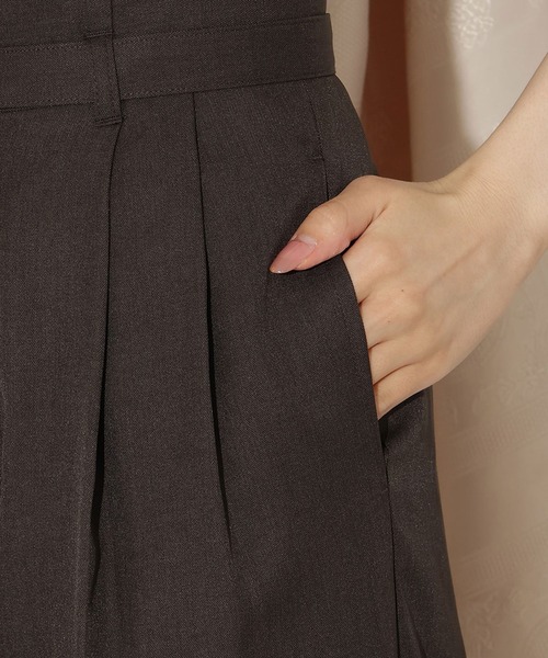 WILLSELECTION(ウィルセレクション)の「ベルト付きタックワイドパンツ(その他パンツ・レディース・ラベンダー/ピンクベージュ/チャコールグレー・SMALL/MEDIUM)」の9枚目の写真