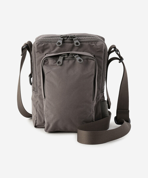 amiacalva（アミアカルヴァ）の「AMIACALVA | ショルダーバッグ（ショルダーバッグ・レディース・グレー・ONE）」の4枚目の写真