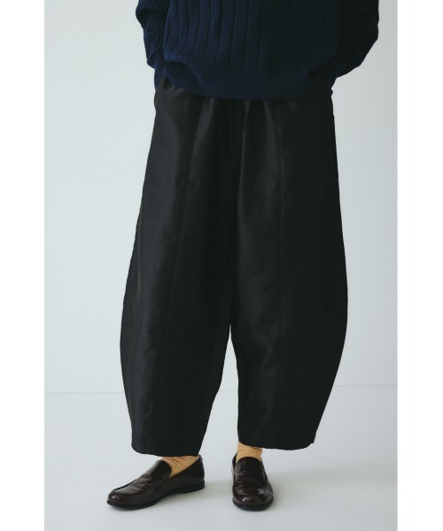 HeRIN.CYE（ヘリンドットサイ）の「Shiny cocoon pants　　シャイニーコクーンパンツ（その他パンツ・レディース・グリーン/シルバー/ブラック・FREE）」の11枚目の写真