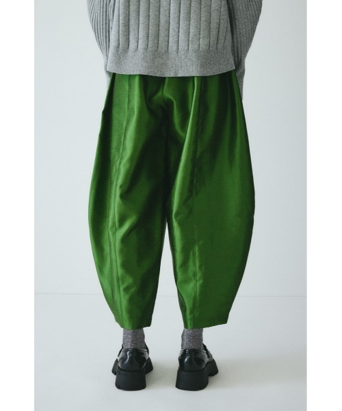 HeRIN.CYE（ヘリンドットサイ）の「Shiny cocoon pants　　シャイニーコクーンパンツ（その他パンツ・レディース・グリーン/シルバー/ブラック・FREE）」の18枚目の写真