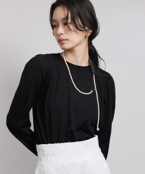 ROPE'（ロペ）の「袖ギャザークルーネックニットプルオーバー/イージーケア（ニット/セーター・レディース・ブラック/グレー/レッド/オフホワイト/ピンク系その他・FREE）」の3枚目の写真