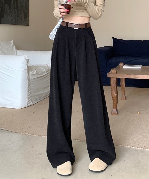 cammie（キャミー）の「ハイウエストコーデュロイストレートパンツ（その他パンツ・レディース・アイボリー/ブラック/ベージュ・M/L）」の6枚目の写真