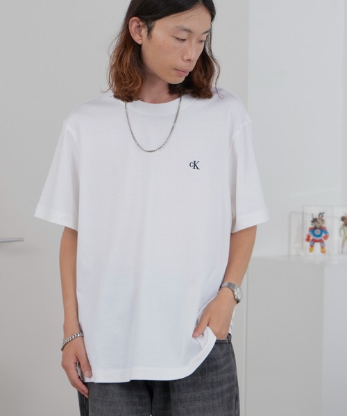 Calvin Klein(カルバン・クライン)の「Calvin Klein/カルバンクライン SS EASY MONOGRAM TEE ワンポイント 半袖 Tシャツ カットソー メンズ レディース 秋 秋服 2026年秋冬(Tシャツ/カットソー・メンズ・ホワイト/ブラック/ブルー・S/XL/L/M)」の14枚目の写真