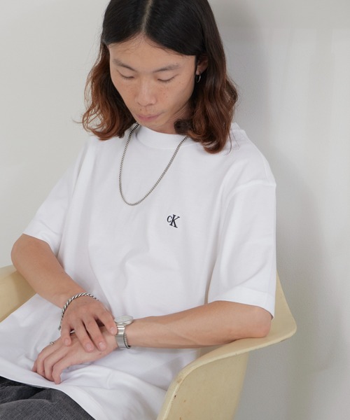 Calvin Klein(カルバン・クライン)の「Calvin Klein/カルバンクライン SS EASY MONOGRAM TEE ワンポイント 半袖 Tシャツ カットソー メンズ レディース 秋 秋服 2026年秋冬(Tシャツ/カットソー・メンズ・ホワイト/ブラック/ブルー・S/XL/L/M)」の12枚目の写真