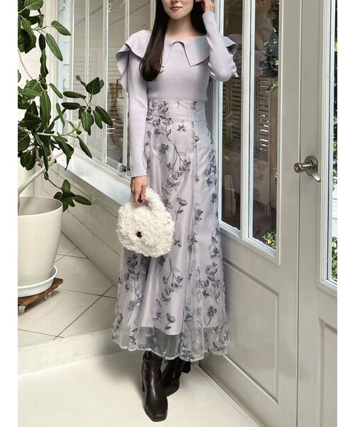 MERCURYDUO(マーキュリーデュオ)の「エンブロイダリーマーメイドスカート(スカート・レディース・オフホワイト/ラベンダー/カーキ・SMALL/MEDIUM)」の7枚目の写真