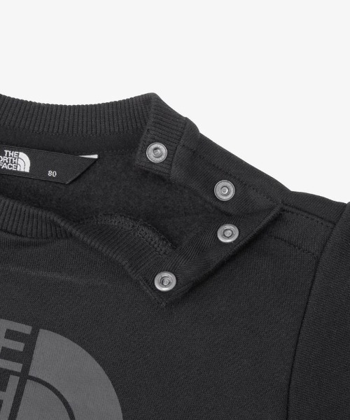 THE NORTH FACE（ザノースフェイス）の「THE NORTH FACE B Sweat Graphic Crew NTB62561（スウェット・キッズ・ブラック/グレー・80/90）」の5枚目の写真