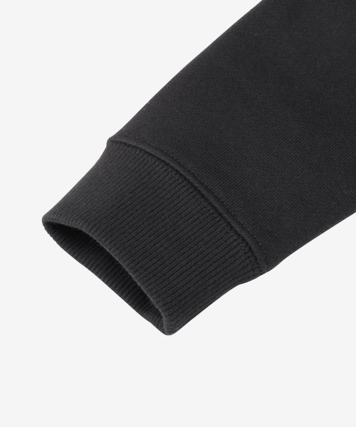 THE NORTH FACE（ザノースフェイス）の「THE NORTH FACE B Sweat Graphic Crew NTB62561（スウェット・キッズ・ブラック/グレー・80/90）」の6枚目の写真