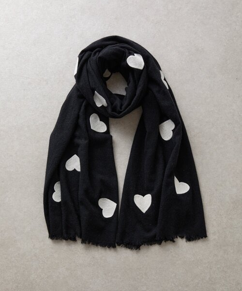 BEARDSLEY(ビアズリー)の「《CITRUS》ハート刺繍ストール(ストール/ショール・レディース・ブラック・FREE)」の1枚目の写真