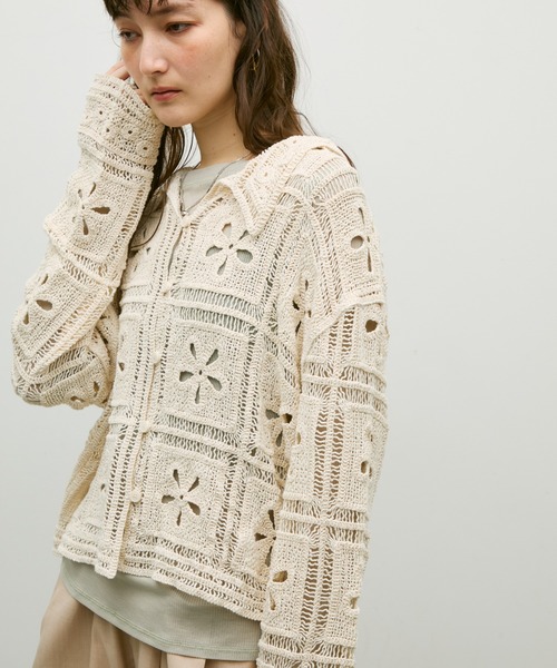 Lutim by u(ルチバイユー)の「Flower patch crochet polo cardigan / フラワーパッチクロシェポロカーデ(カーディガン/ボレロ・レディース・ナチュラル/ブラック・FREE)」の5枚目の写真