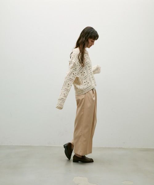 Lutim by u(ルチバイユー)の「Flower patch crochet polo cardigan / フラワーパッチクロシェポロカーデ(カーディガン/ボレロ・レディース・ナチュラル/ブラック・FREE)」の4枚目の写真