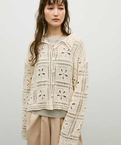 Lutim by u(ルチバイユー)の「Flower patch crochet polo cardigan / フラワーパッチクロシェポロカーデ(カーディガン/ボレロ・レディース・ナチュラル/ブラック・FREE)」の3枚目の写真