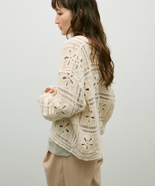 Lutim by u(ルチバイユー)の「Flower patch crochet polo cardigan / フラワーパッチクロシェポロカーデ(カーディガン/ボレロ・レディース・ナチュラル/ブラック・FREE)」の6枚目の写真