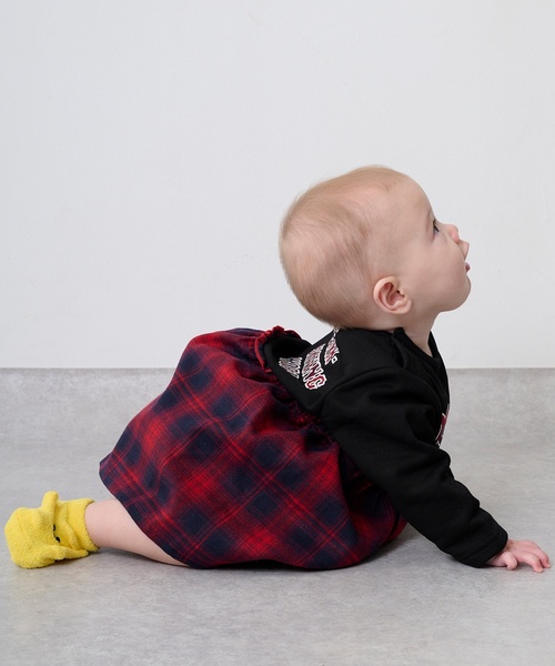 X-girl Stages（エックスガールステージス）の「チェックロゴワンピース風カバーオール（ロンパース・キッズ・ブラック/アイボリー・70cm）」の5枚目の写真