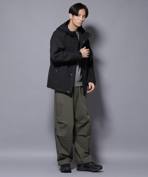 NANO universe（ナノユニバース）の「ボンディングウォームパーカー（ブルゾン・メンズ・チャコール/ブラック/ベージュ・XL/L/M/S）」の18枚目の写真