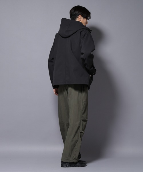 NANO universe（ナノユニバース）の「ボンディングウォームパーカー（ブルゾン・メンズ・チャコール/ブラック/ベージュ・XL/L/M/S）」の20枚目の写真