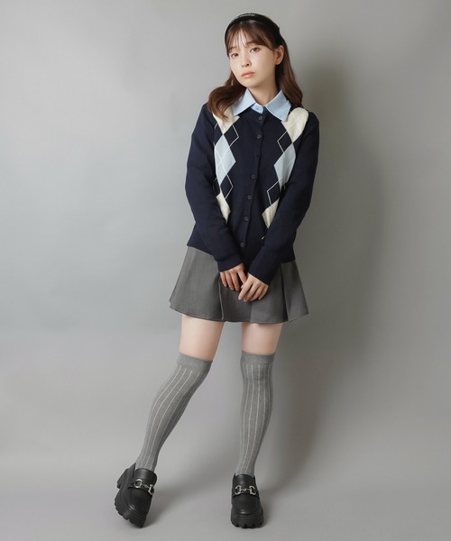 SPINNS(スピンズ)の「ワンホン女子を先取り♪配色アーガイルの大人可愛い万能カーデ(カーディガン/ボレロ・レディース・ワイン/ネイビー/グレー・ONESIZE)」の7枚目の写真