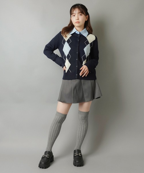 SPINNS(スピンズ)の「ワンホン女子を先取り♪配色アーガイルの大人可愛い万能カーデ(カーディガン/ボレロ・レディース・ワイン/ネイビー/グレー・ONESIZE)」の11枚目の写真