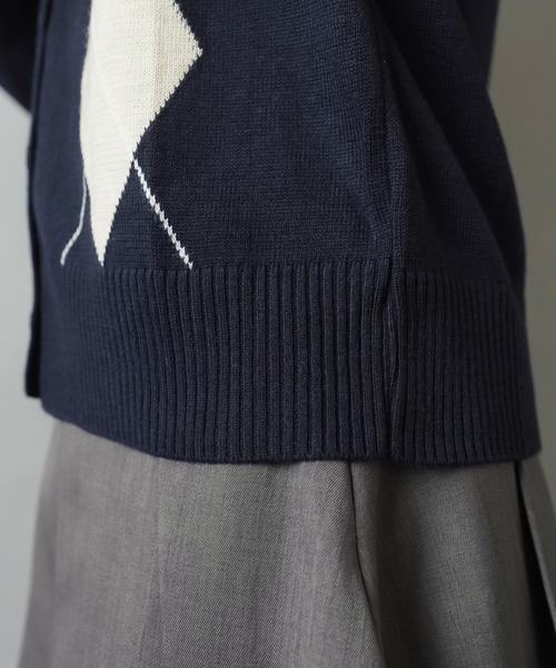 SPINNS(スピンズ)の「ワンホン女子を先取り♪配色アーガイルの大人可愛い万能カーデ(カーディガン/ボレロ・レディース・ワイン/ネイビー/グレー・ONESIZE)」の16枚目の写真