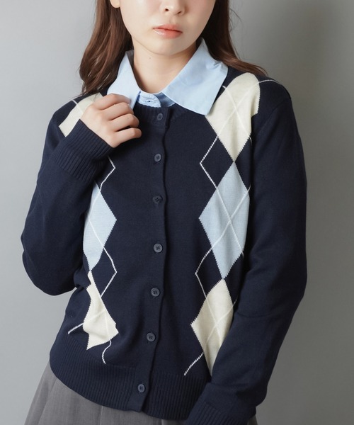 SPINNS(スピンズ)の「ワンホン女子を先取り♪配色アーガイルの大人可愛い万能カーデ(カーディガン/ボレロ・レディース・ワイン/ネイビー/グレー・ONESIZE)」の5枚目の写真