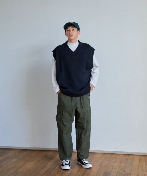 KALENO(カレノ)の「basic mock neck tee(Tシャツ/カットソー・レディース・ブラック・FREE)」の4枚目の写真