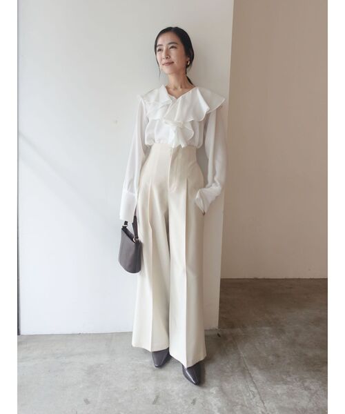 LAGUNAMOON（ラグナムーン）の「クレープフリルブラウス（シャツ/ブラウス・レディース・ホワイト/ベージュ・FREE）」の21枚目の写真