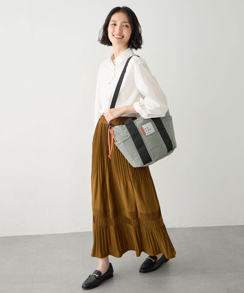CROSSPLUS ONLINE(クロスプラスオンライン)の「【ONDOO】キルティング2wayトートバック【撥水】(トートバッグ・レディース・ブラック/ベージュ/オフホワイト/グレー・フリー)」の19枚目の写真