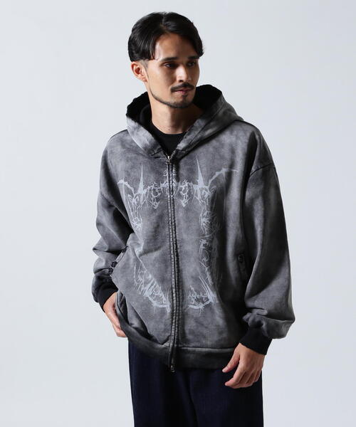 FR(13)NDS(フレンズ)の「FR(13)NDS /フレンズ/SWEAT GRAPHIC HOODIE(パーカー・メンズ・ブラック・L/M)」の4枚目の写真