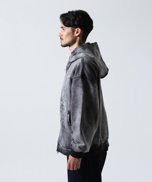 FR(13)NDS(フレンズ)の「FR(13)NDS /フレンズ/SWEAT GRAPHIC HOODIE(パーカー・メンズ・ブラック・L/M)」の6枚目の写真