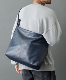 COLONY 2139（コロニートゥーワンスリーナイン）の「ワンショルダーバッグ（ショルダーバッグ・メンズ）」