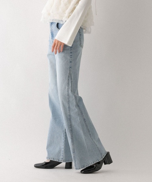 Heather（ヘザー）の「【ウエストサイドボタンで自由にフィット】ハイウエストワイドフレアデニムパンツ　606097（デニムパンツ・レディース・ブラウン/グレー/ブルー/ライトブルー・S/M）」の17枚目の写真