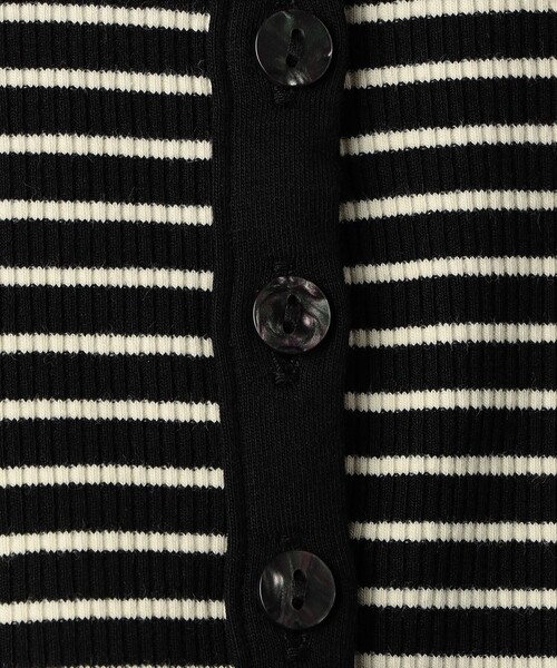 fredy couleur(フレディクルール)の「ボーダーリブ衿付きカーディガン(ニット/セーター・レディース・グレー系その他/ホワイト系その他2/ブラック系その他・38)」の17枚目の写真