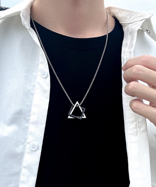 REBALANCE（リバランス）の「メンズネックレス（ネックレス・メンズ・A/E/P/O/N/M/L/K/J/I/H/G/B/D/C/F・FREE）」の4枚目の写真